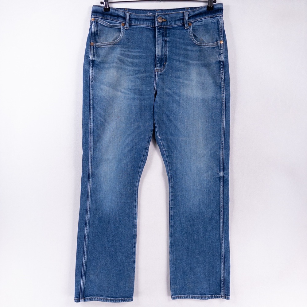 Wrangler Retro Mens Jeans 36 x 32 Blue Bootcut Lightly Distressed Western Cowboy